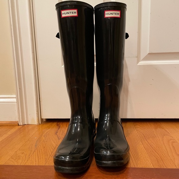 Hunter Shoes - COPY - Black glossy Hunter boots. Size 9.